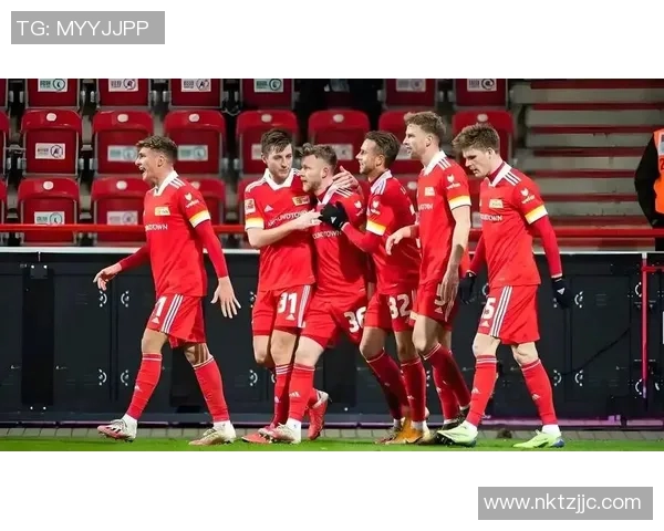 德甲焦点战柏林联合主场挑战拜仁16连胜定位球战术成胜负关键